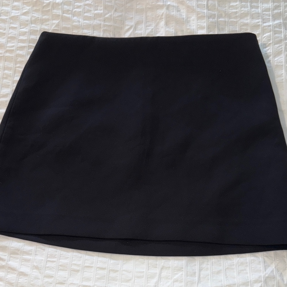 ZARA Classic Black mini Skirt